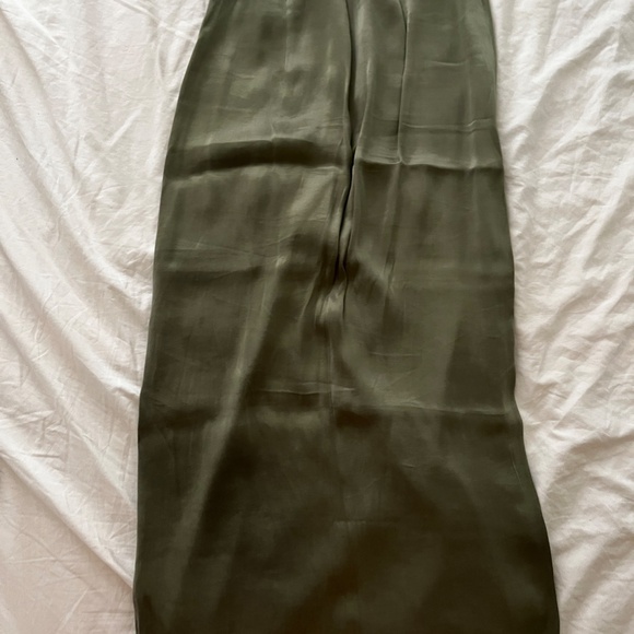 &other stories green maxi skirt - Picture 2 of 5